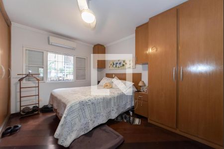 Casa à venda com 300m², 3 quartos e 4 vagasSuíte