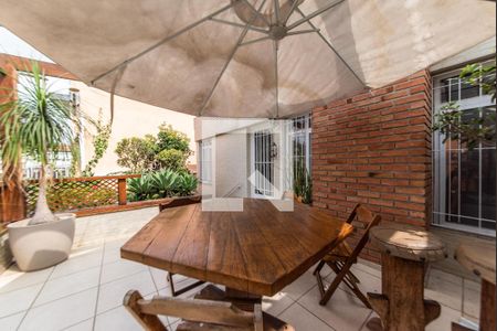 Casa à venda com 300m², 3 quartos e 4 vagasQuintal