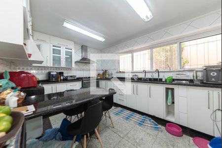 Casa à venda com 300m², 3 quartos e 4 vagasCozinha