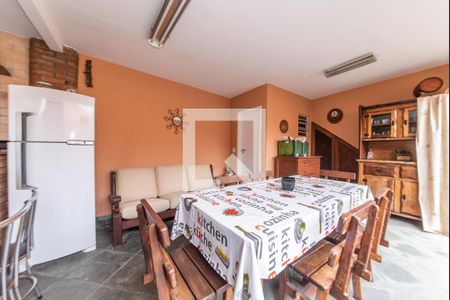 Casa à venda com 300m², 3 quartos e 4 vagasEspaço Gourmet