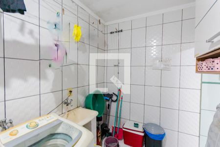 Casa à venda com 150m², 3 quartos e 2 vagas Casa à venda com 150m², 3 quartos e 2 vagasÁrea de Serviço