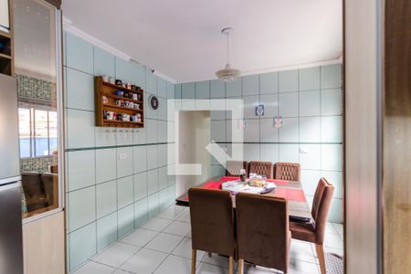 Casa à venda com 150m², 3 quartos e 2 vagas Casa à venda com 150m², 3 quartos e 2 vagasCozinha