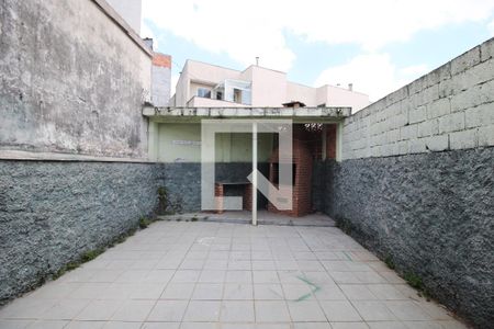 Casa à venda com 220m², 2 quartos e 1 vagaquintal e churrasqueira