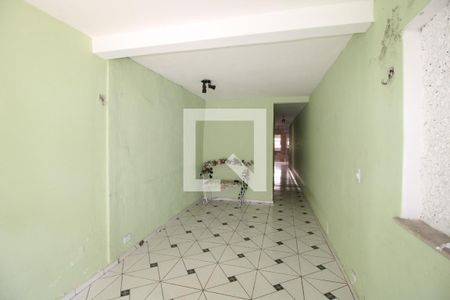 Sala de casa à venda com 2 quartos, 220m² em Vila Guilhermina, São Paulo