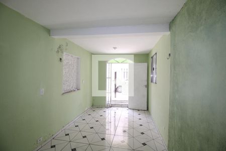 Sala de casa à venda com 2 quartos, 220m² em Vila Guilhermina, São Paulo