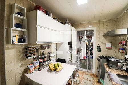 Casa à venda com 160m², 2 quartos e 2 vagasCozinha