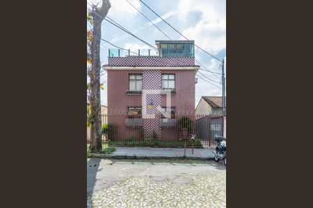 Apartamento à venda com 200m², 4 quartos e 2 vagas Apartamento à venda com 200m², 4 quartos e 2 vagasFachada