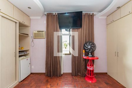 Apartamento à venda com 200m², 4 quartos e 2 vagas Apartamento à venda com 200m², 4 quartos e 2 vagasSuíte 2