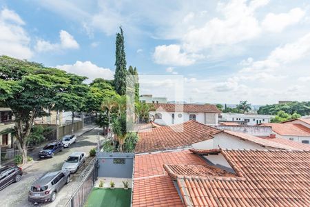 Apartamento à venda com 200m², 4 quartos e 2 vagas Apartamento à venda com 200m², 4 quartos e 2 vagasÁrea externa