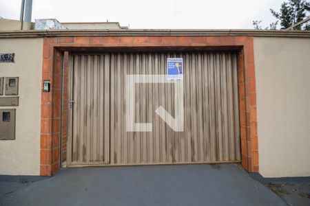 Casa de condomínio para alugar com 240m², 4 quartos e 2 vagas Casa de condomínio para alugar com 240m², 4 quartos e 2 vagasPlaquinha