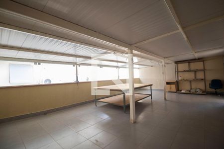 Casa de condomínio para alugar com 240m², 4 quartos e 2 vagas Casa de condomínio para alugar com 240m², 4 quartos e 2 vagasPiso superior