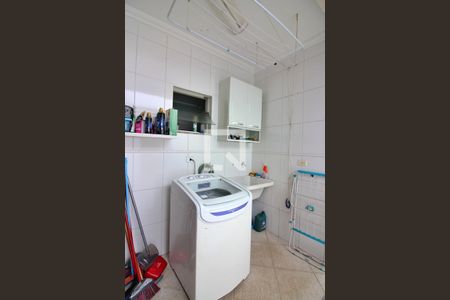 Casa à venda com 213m², 3 quartos e 3 vagasÁrea de Serviço