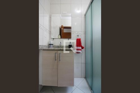 Casa à venda com 213m², 3 quartos e 3 vagasSuíte 2 Banheiro 