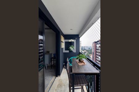 Varanda de apartamento à venda com 3 quartos, 101m² em Indianópolis, São Paulo
