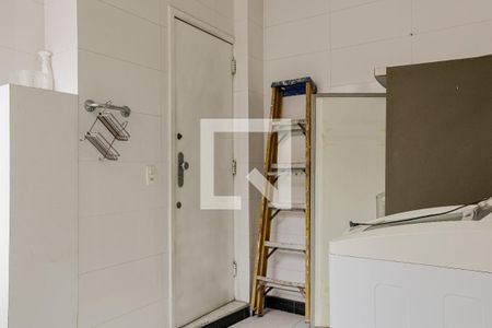 Apartamento para alugar com 383m², 4 quartos e 2 vagas Apartamento para alugar com 383m², 4 quartos e 2 vagasÁrea de Serviço