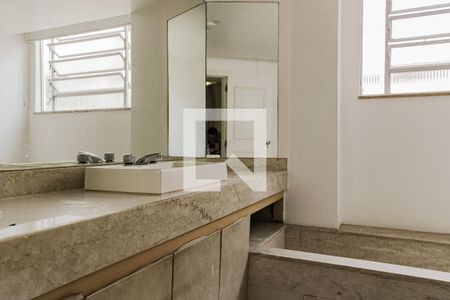 Apartamento para alugar com 383m², 4 quartos e 2 vagas Apartamento para alugar com 383m², 4 quartos e 2 vagasQuarto 4 - Suíte