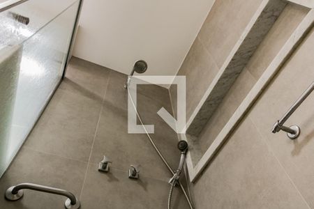 Apartamento para alugar com 383m², 4 quartos e 2 vagas Apartamento para alugar com 383m², 4 quartos e 2 vagasBanheiro Social