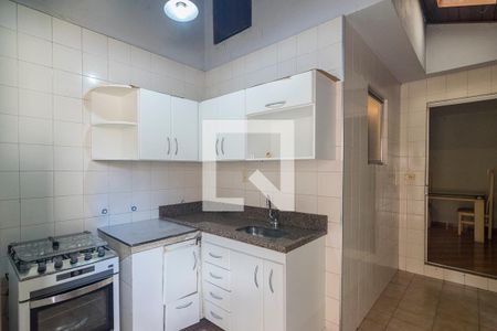 Casa para alugar com 250m², 3 quartos e 2 vagas Casa para alugar com 250m², 3 quartos e 2 vagasCozinha