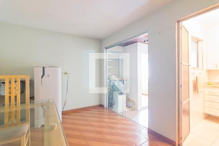 Casa para alugar com 250m², 3 quartos e 2 vagas Casa para alugar com 250m², 3 quartos e 2 vagasSala