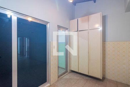 Casa para alugar com 250m², 3 quartos e 2 vagas Casa para alugar com 250m², 3 quartos e 2 vagasCozinha