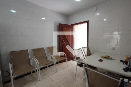 Casa de condomínio à venda com 256m², 3 quartos e 1 vaga1º Pav - Cozinha