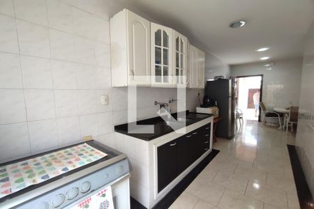 Casa de condomínio à venda com 256m², 3 quartos e 1 vaga1º Pav - Cozinha