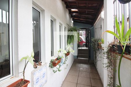 Casa à venda com 140m², 2 quartos e 2 vagasCorredor