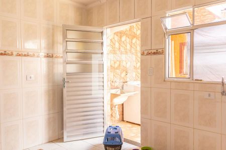 Casa à venda com 143m², 5 quartos e 3 vagascozinha 2