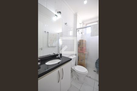 Apartamento à venda com 74m², 3 quartos e 2 vagasBanheiro da Suíte
