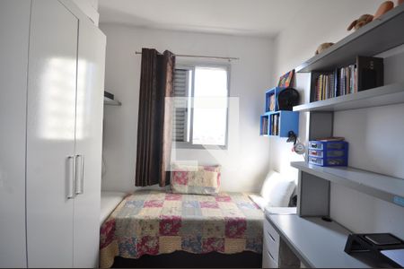 Apartamento à venda com 74m², 3 quartos e 2 vagasQuarto 3