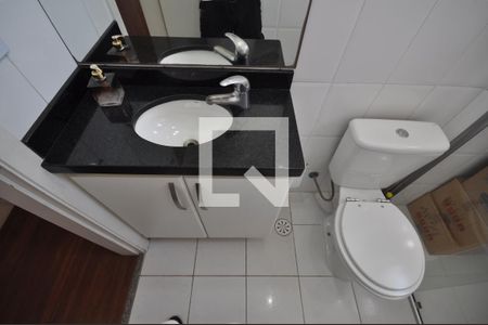 Apartamento à venda com 74m², 3 quartos e 2 vagasBanheiro da Suíte