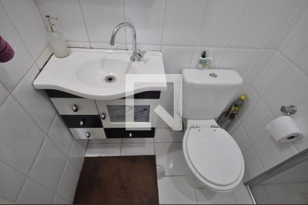 Apartamento à venda com 74m², 3 quartos e 2 vagasBanheiro Social