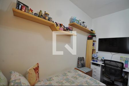 Apartamento à venda com 74m², 3 quartos e 2 vagasQuarto 2