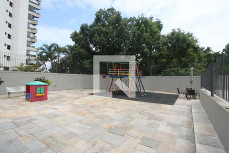 Apartamento à venda com 68m², 3 quartos e 1 vagaÁrea comum - Playground