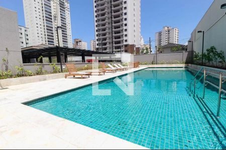 Apartamento à venda com 69m², 2 quartos e 2 vagas Apartamento à venda com 69m², 2 quartos e 2 vagasÁrea comum - Piscina