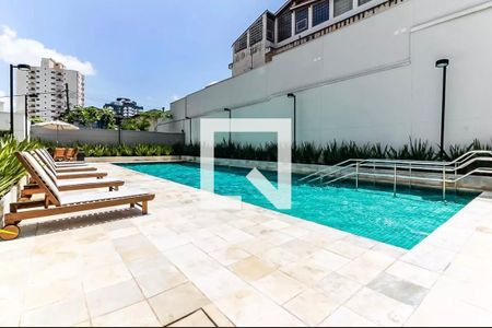 Apartamento à venda com 69m², 2 quartos e 2 vagas Apartamento à venda com 69m², 2 quartos e 2 vagasÁrea comum - Piscina