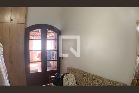 Casa à venda com 310m², 4 quartos e 2 vagas Casa à venda com 310m², 4 quartos e 2 vagasSuíte 1