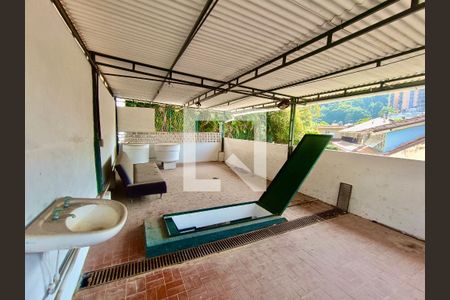 Apartamento à venda com 156m², 5 quartos e 2 vagasTerraço 