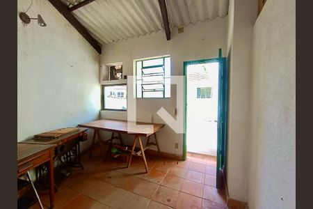 Apartamento à venda com 156m², 5 quartos e 2 vagasCômodo externo 1