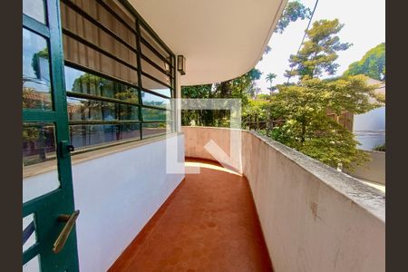 Apartamento à venda com 156m², 5 quartos e 2 vagasVaranda 