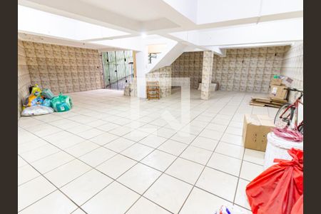 Casa à venda com 220m², 4 quartos e 4 vagas Casa à venda com 220m², 4 quartos e 4 vagasSalão de Festas