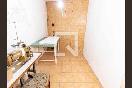 Casa à venda com 220m², 4 quartos e 4 vagas Casa à venda com 220m², 4 quartos e 4 vagasQuarto de Serviço