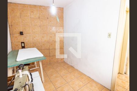 Casa à venda com 220m², 4 quartos e 4 vagas Casa à venda com 220m², 4 quartos e 4 vagasQuarto de Serviço