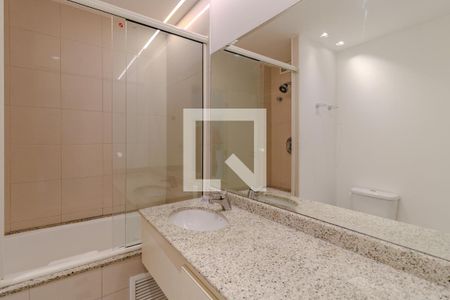 Apartamento à venda com 100m², 1 quarto e 2 vagas Apartamento à venda com 100m², 1 quarto e 2 vagasBanheiro da Suíte