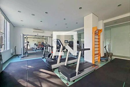 Apartamento à venda com 100m², 1 quarto e 2 vagas Apartamento à venda com 100m², 1 quarto e 2 vagasÁrea comum - Academia