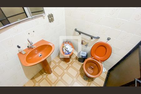 Casa à venda com 400m², 3 quartos e 2 vagasBanheiro