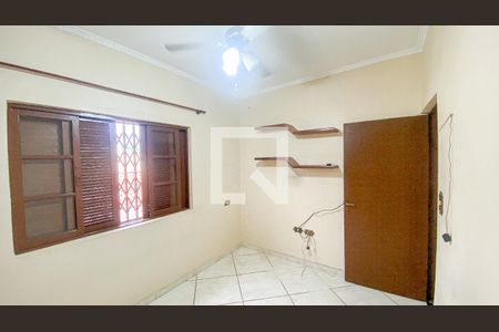 Casa à venda com 400m², 3 quartos e 2 vagasQuarto 2