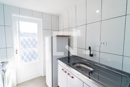 Cozinha de casa para alugar com 1 quarto, 30m² em Jardim Oriental, São Paulo