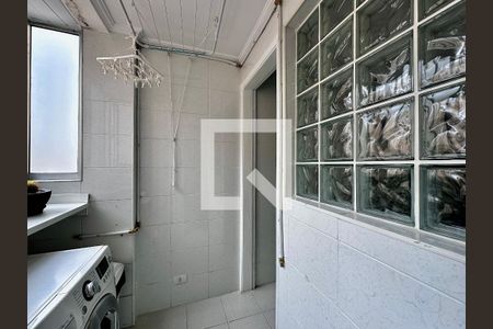Apartamento à venda com 70m², 2 quartos e sem vaga Apartamento à venda com 70m², 2 quartos e sem vagaÁrea de Serviço