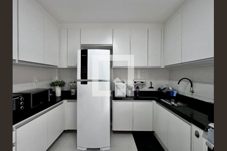 Apartamento à venda com 70m², 2 quartos e sem vaga Apartamento à venda com 70m², 2 quartos e sem vagaCozinha